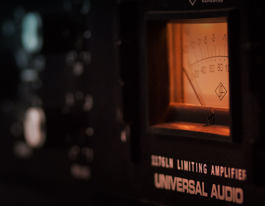 Close up picture of the hardware 1176 Limiting Amplifier from Universal Audio